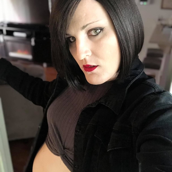 Meet your Posher, Jasmine - Picture 1 of 1